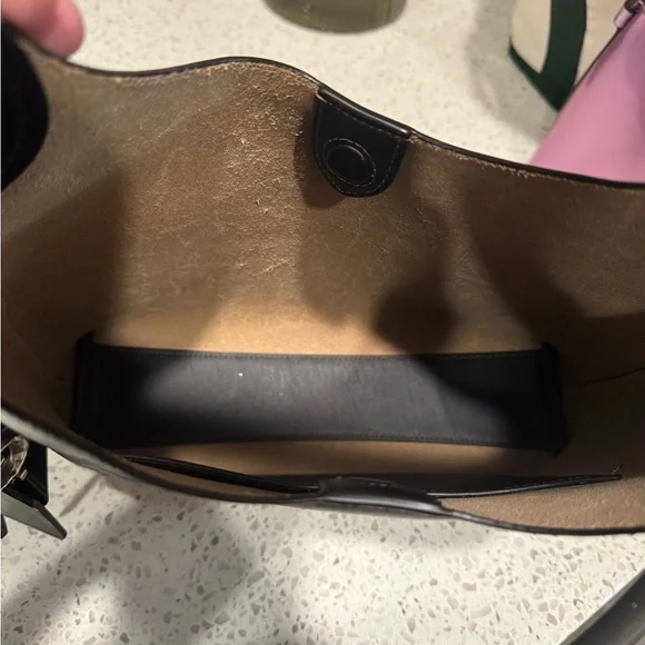 Coach Elegant Black and Tan Shoulder Bag - Picture 4 of 6